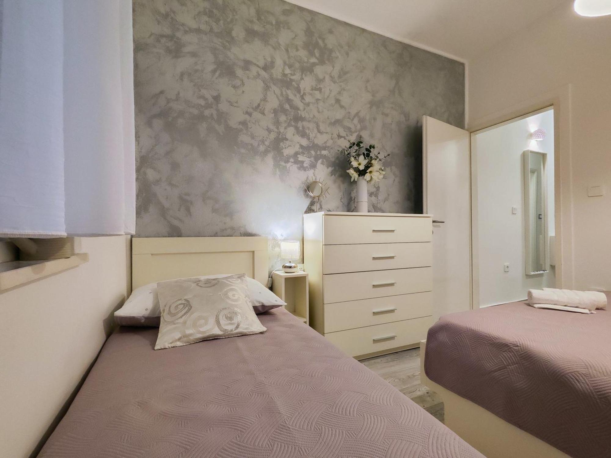 Sea & Sun Apartments Tučepi Pokoj fotografie